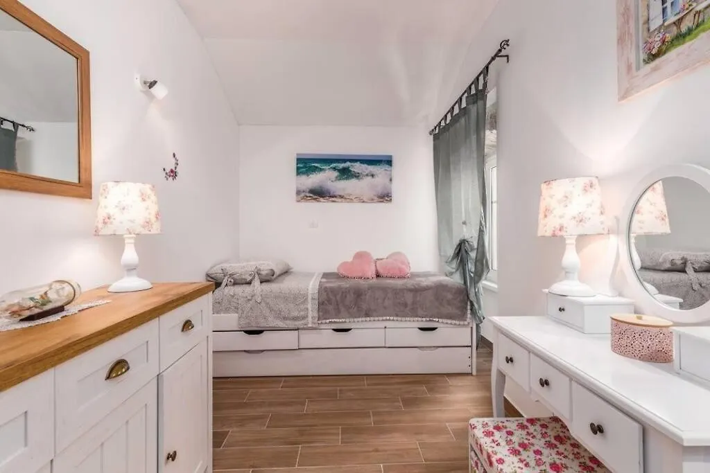 Villa La Sella - Romantic House With A Unique View Cres