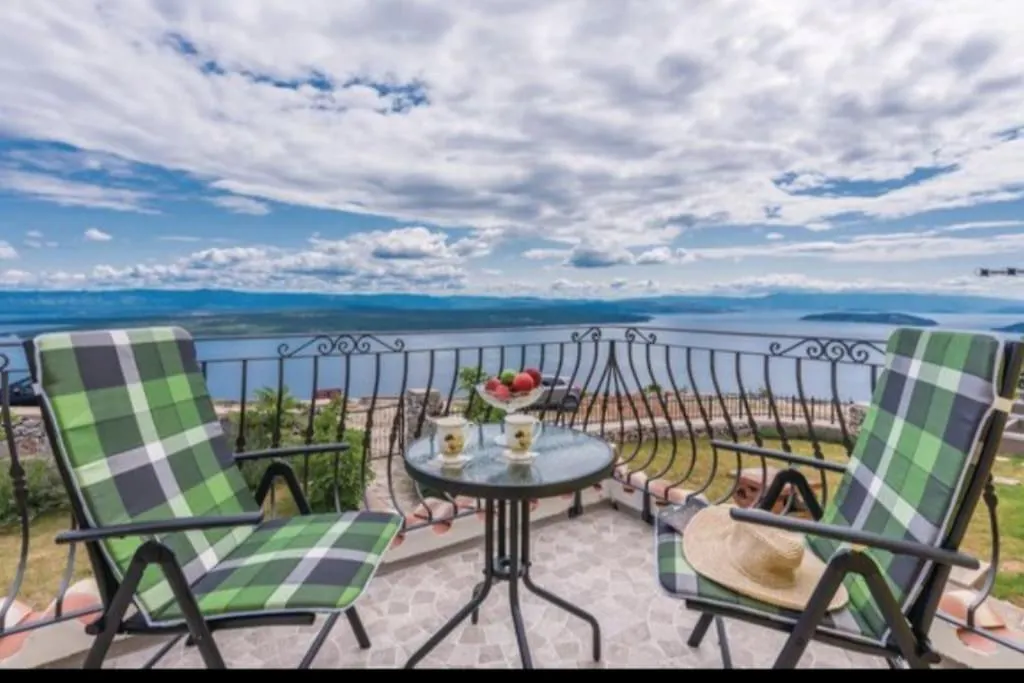 Villa La Sella - Romantic House With A Unique View Cres